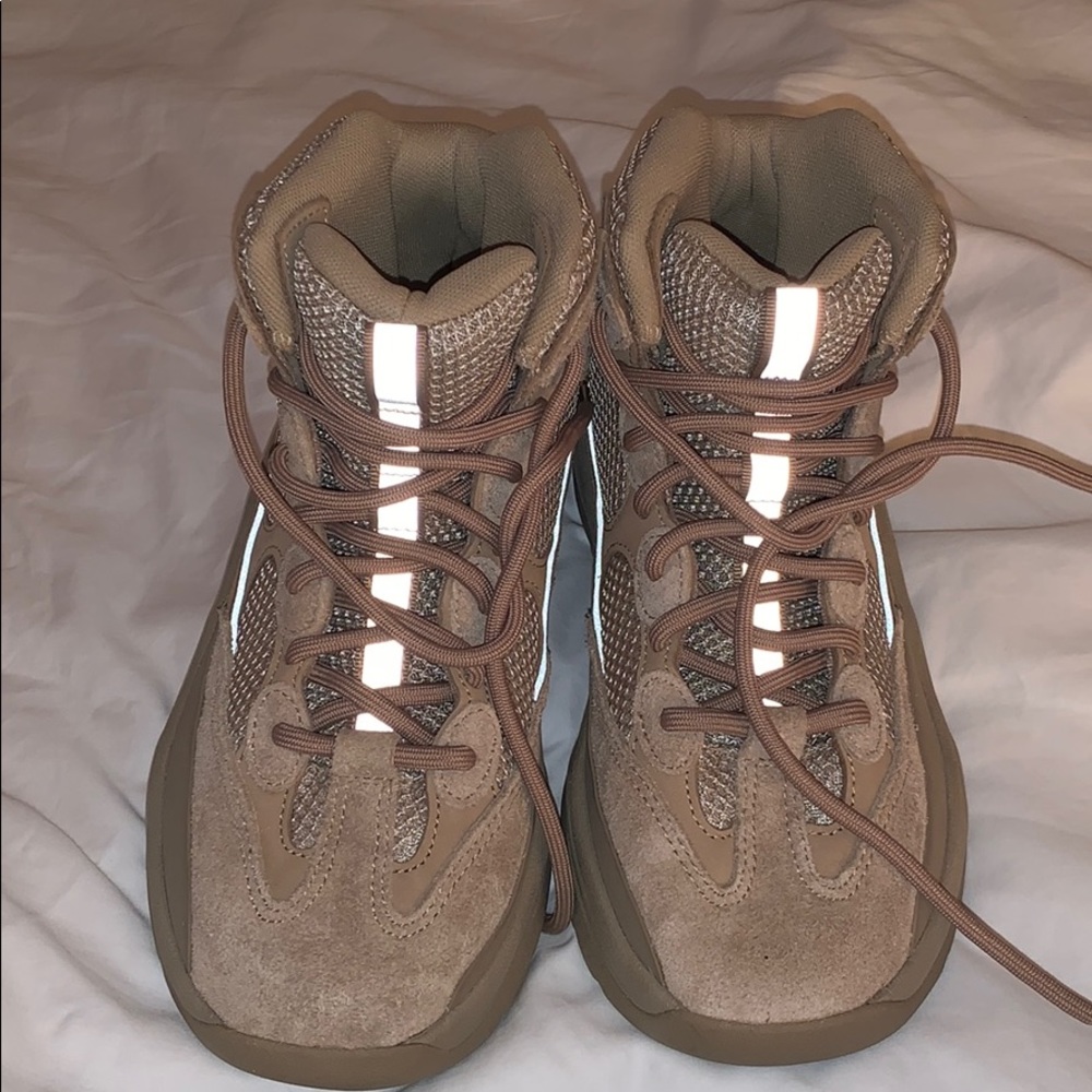 adidas Yeezy Desert Boot Rock size 7
